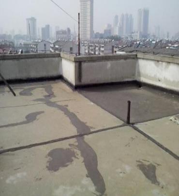 湖州漏水维修 楼顶漏水是什么原因，楼顶漏水维修方法是什么?